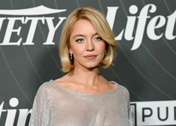 Sydney Sweeney Hollywood bra stunt