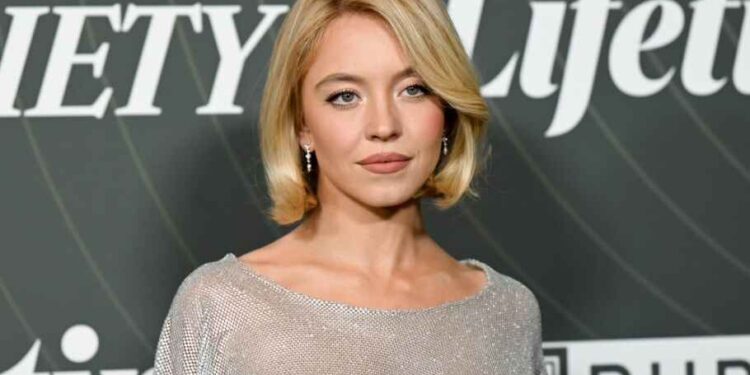 Sydney Sweeney Hollywood bra stunt